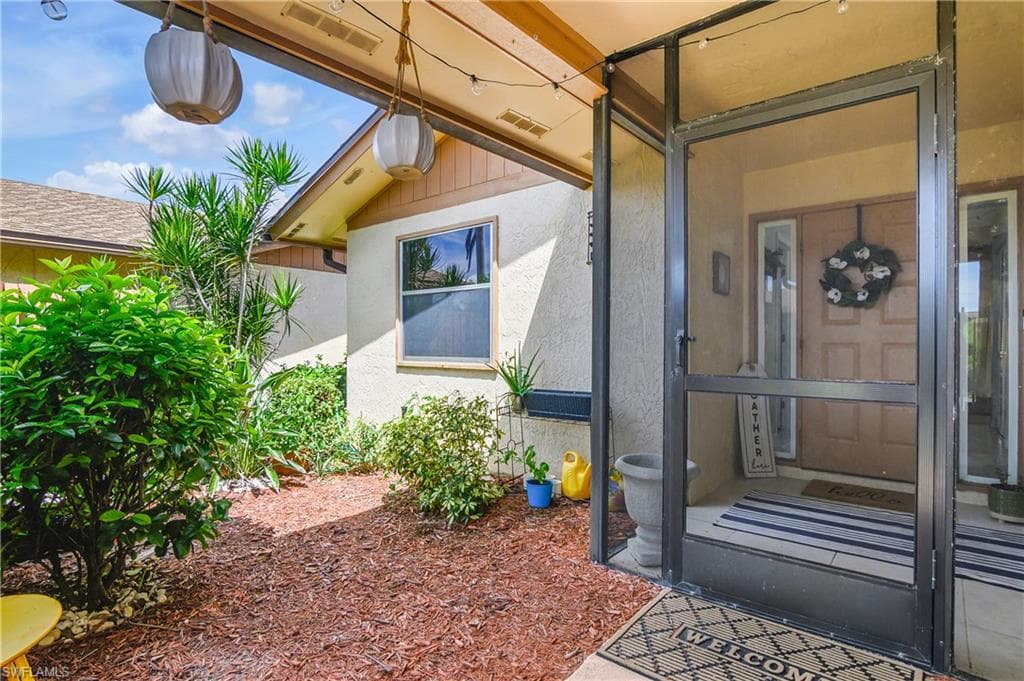 6484 Royal Woods Dr, Fort Myers, FL 33908-11