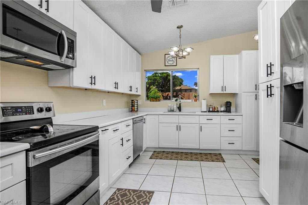 6484 Royal Woods Dr, Fort Myers, FL 33908-5