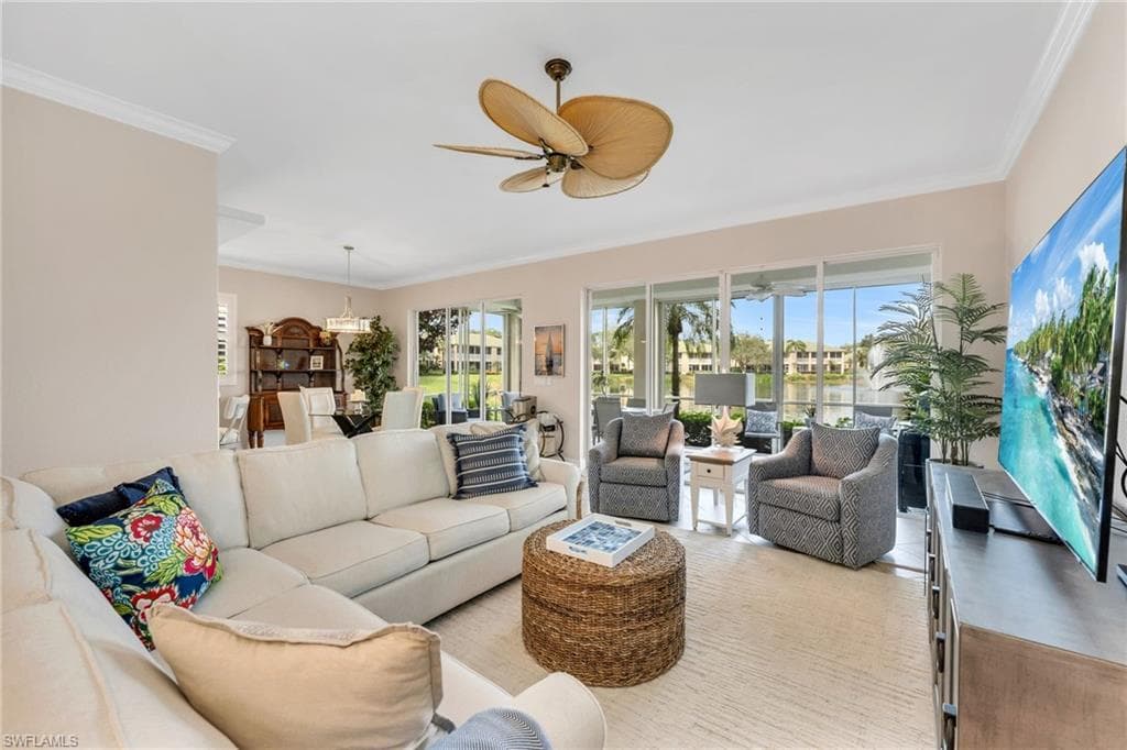 566 Vintage Reserve Ln 21a, Naples, FL 34119-9