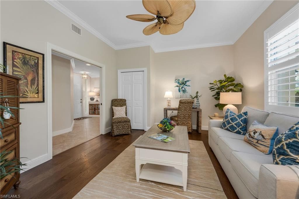 566 Vintage Reserve Ln 21a, Naples, FL 34119-11