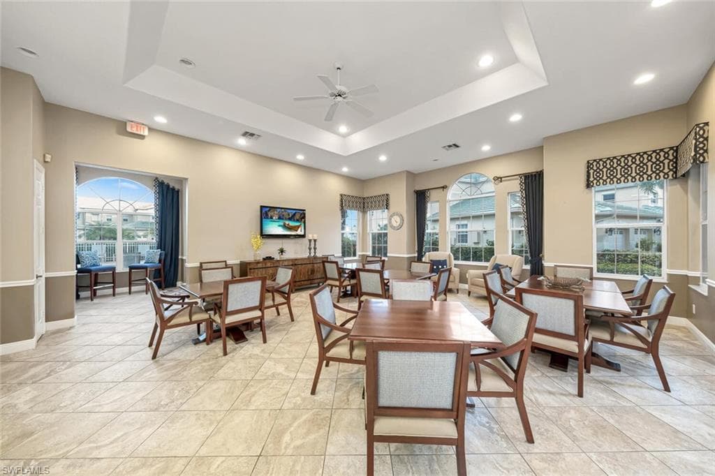 566 Vintage Reserve Ln 21a, Naples, FL 34119-22