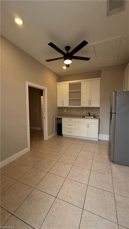 2725 56th Ave NE, Naples, FL 34120-29