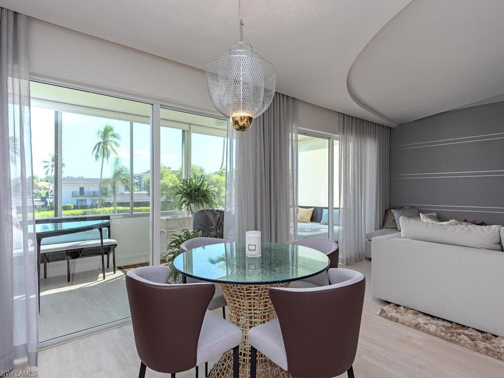 3410 Gulf Shore Blvd N 202, Naples, FL 34103-10