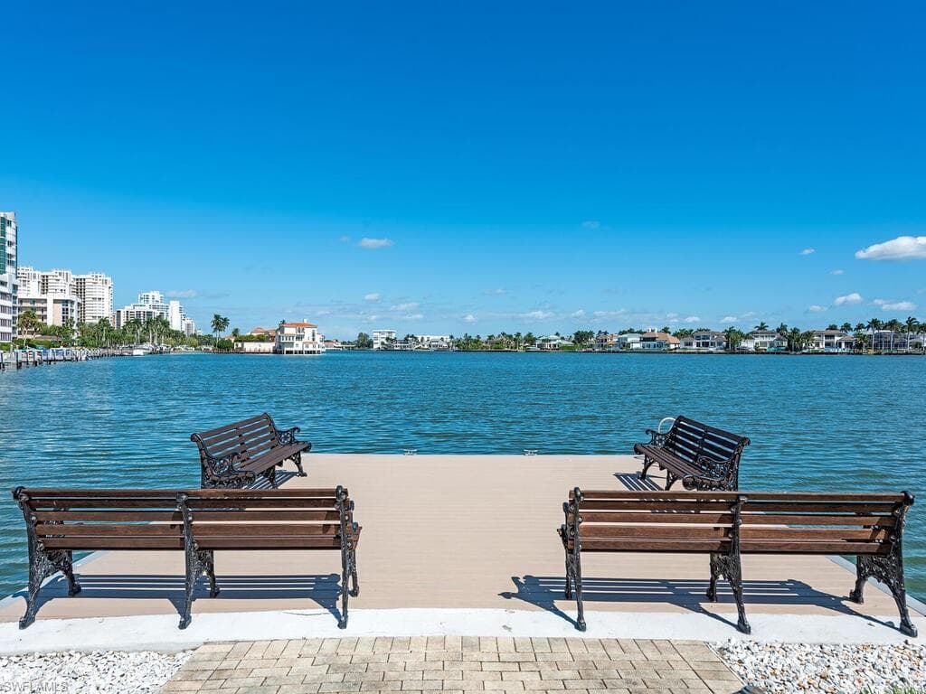 3410 Gulf Shore Blvd N 202, Naples, FL 34103-13