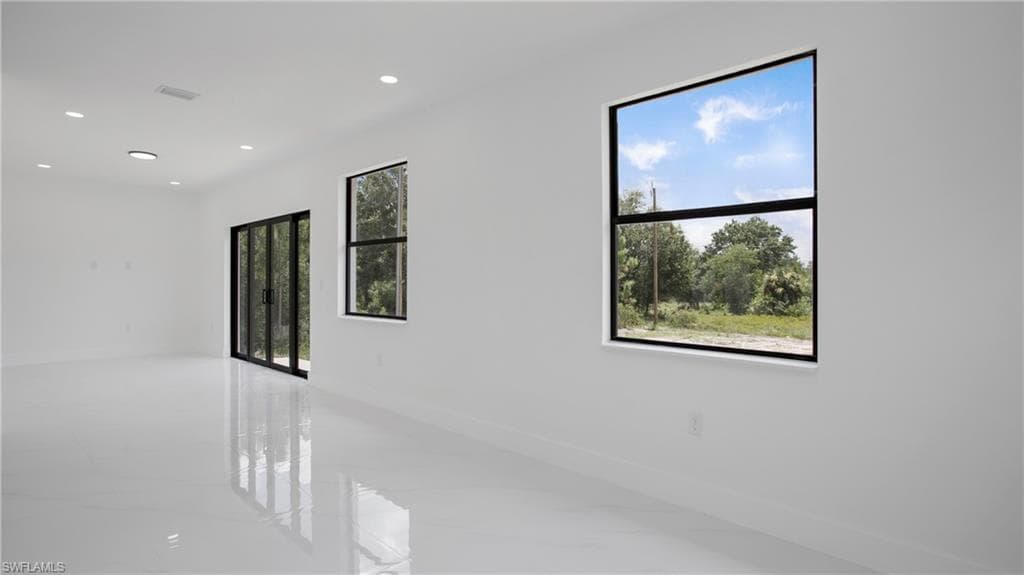 1809 Monroe Ave, Lehigh Acres, FL 33972-14