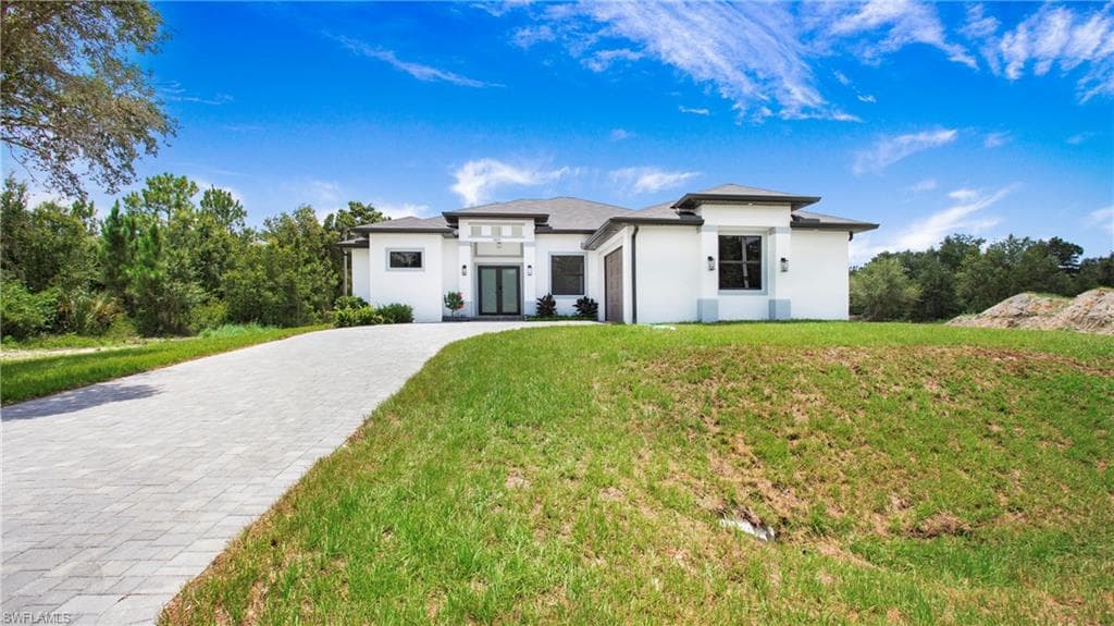 1809 Monroe Ave, Lehigh Acres, FL 33972-3