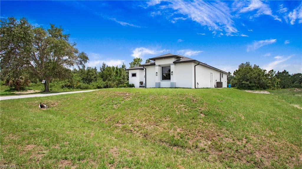 1809 Monroe Ave, Lehigh Acres, FL 33972-4