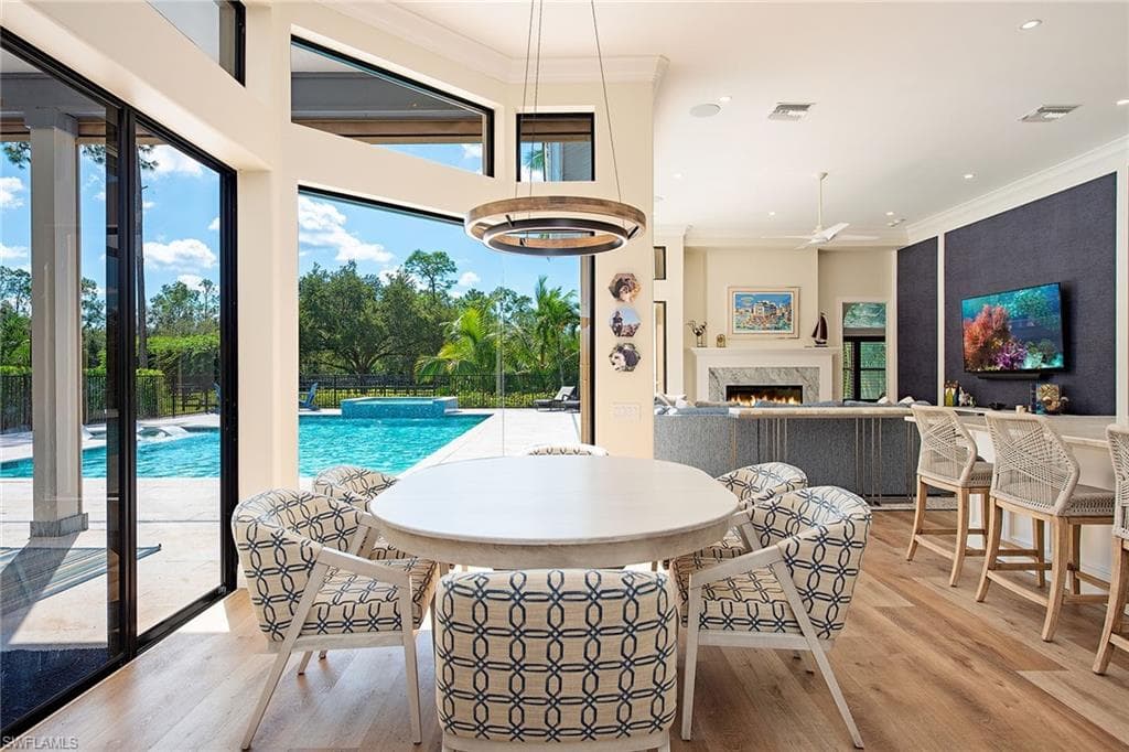 6920 Daniels Rd, Naples, FL 34109-9