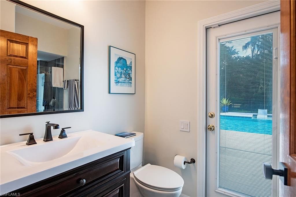 6920 Daniels Rd, Naples, FL 34109-19