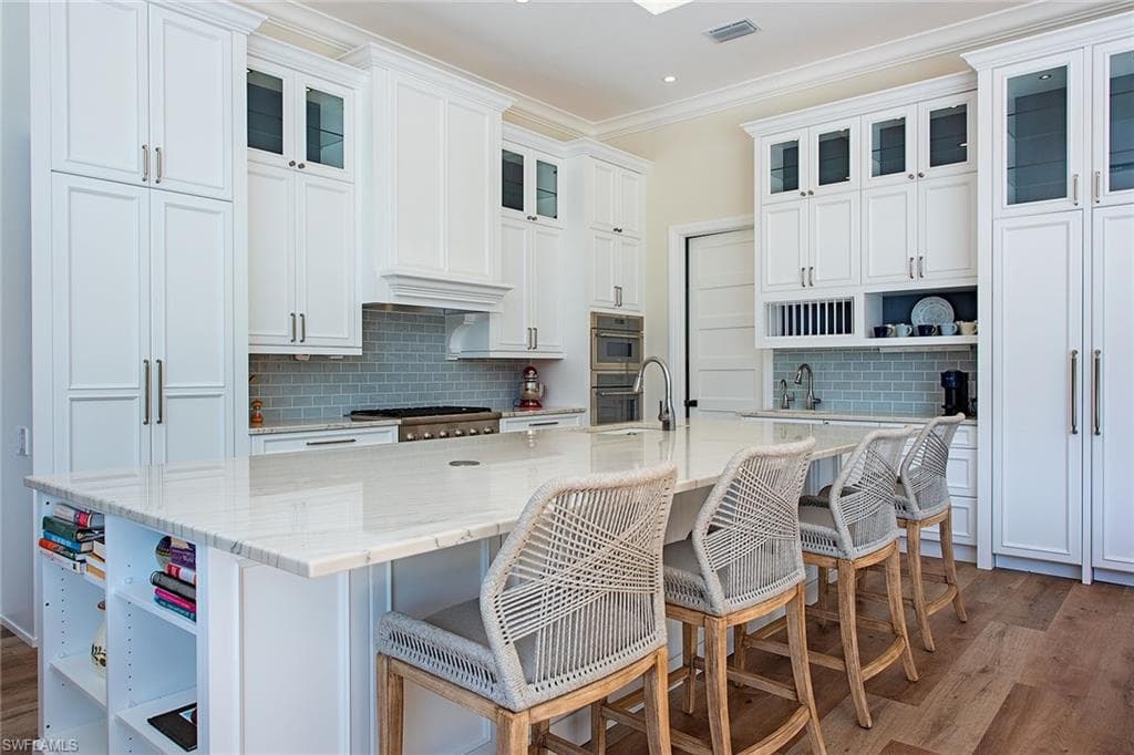 6920 Daniels Rd, Naples, FL 34109-5