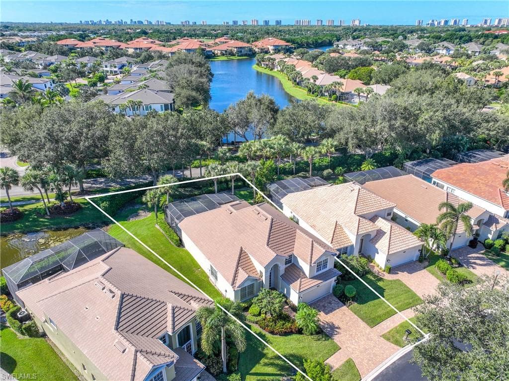 1936 Timarron Way, Naples, FL 34109-4