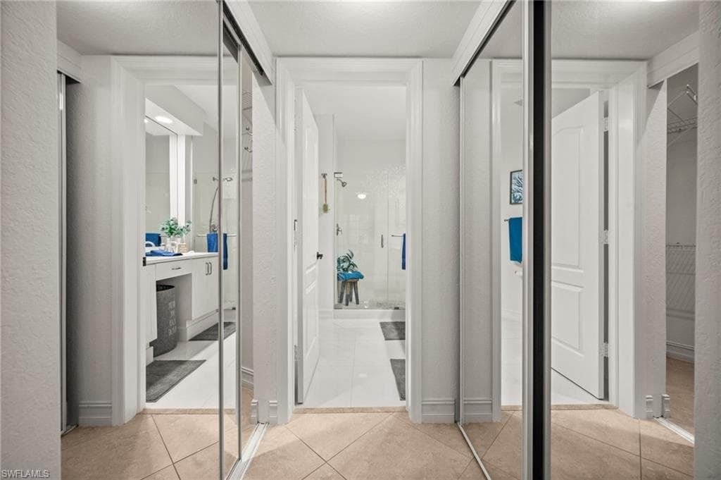 8370 Excalibur Cir J4, Naples, FL 34108-11