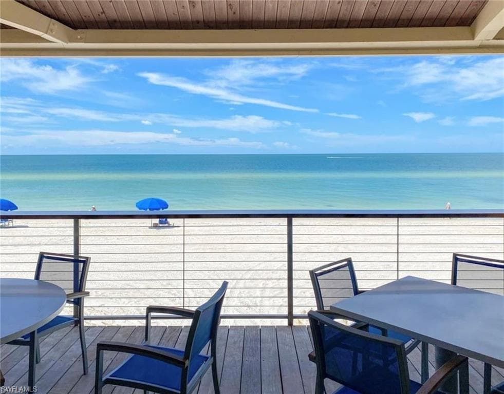 8370 Excalibur Cir J4, Naples, FL 34108-28