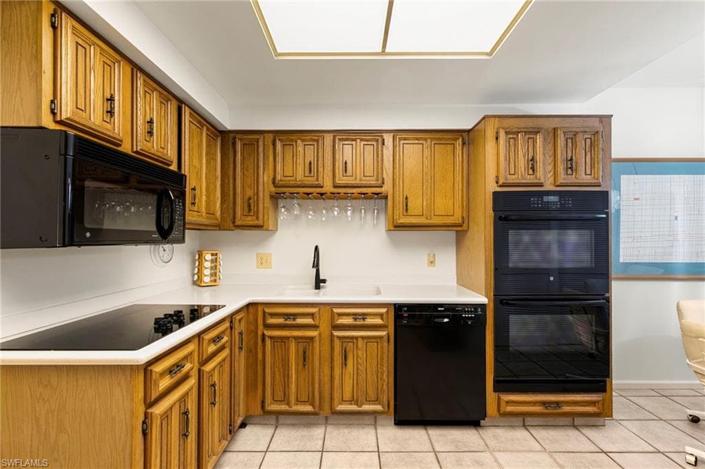 961 Collier Ct 108, Marco Island, FL 34145-6