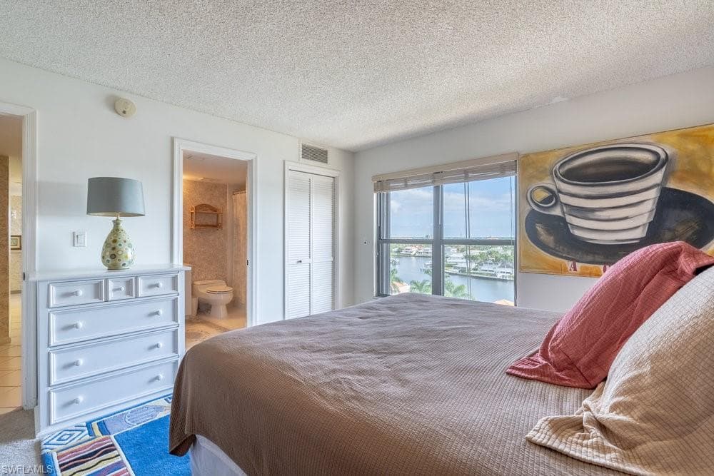 4451 Gulf Shore Blvd N 1005, Naples, FL 34103-24