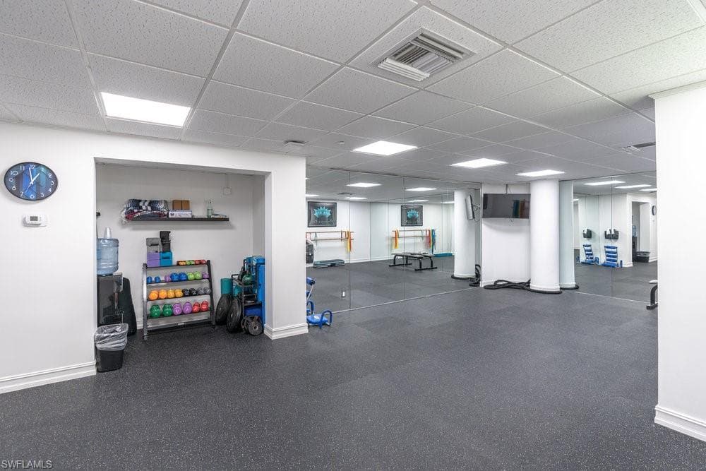 4451 Gulf Shore Blvd N 1005, Naples, FL 34103-35