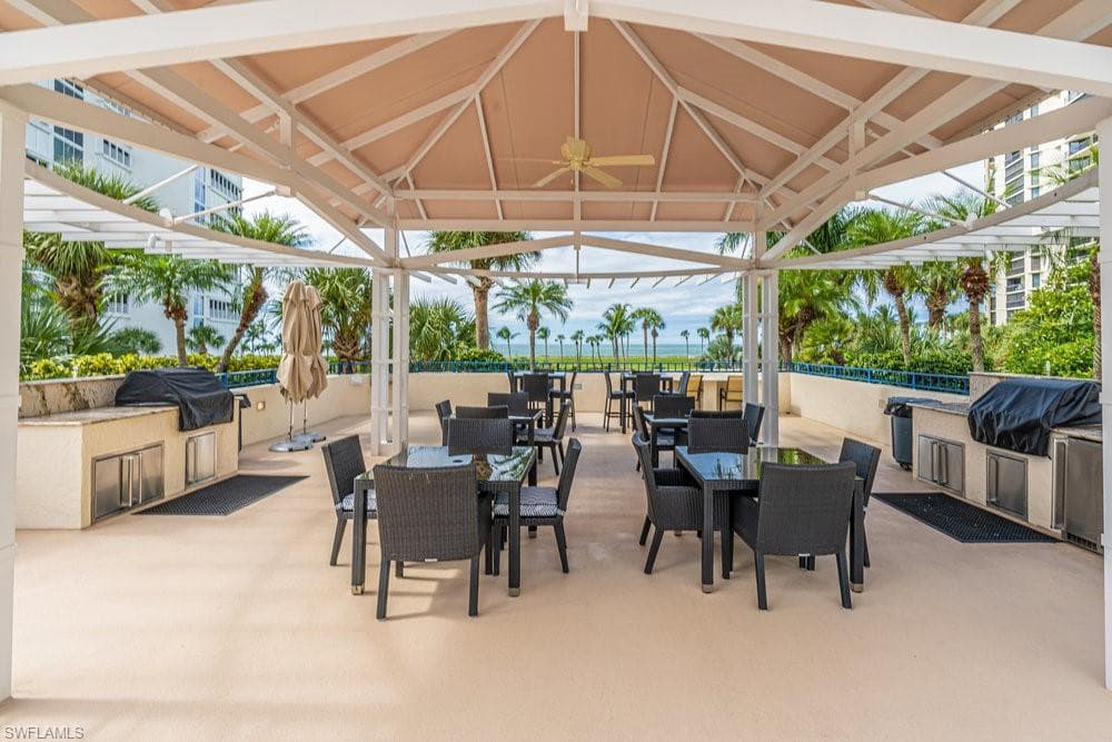 4451 Gulf Shore Blvd N 1005, Naples, FL 34103-44