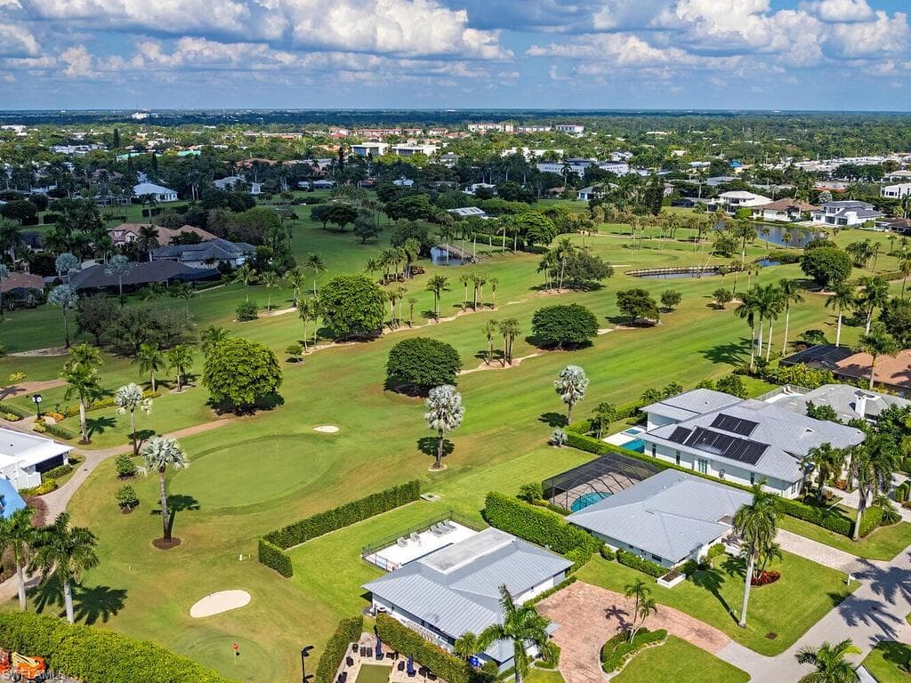 595 Wedge Dr, Naples, FL 34103-2