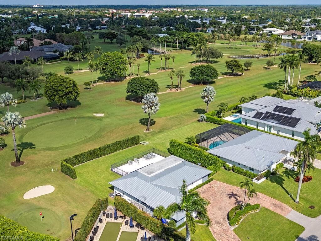 595 Wedge Dr, Naples, FL 34103-3