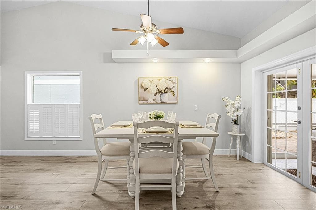 1178 Jardin Dr, Naples, FL 34104-22