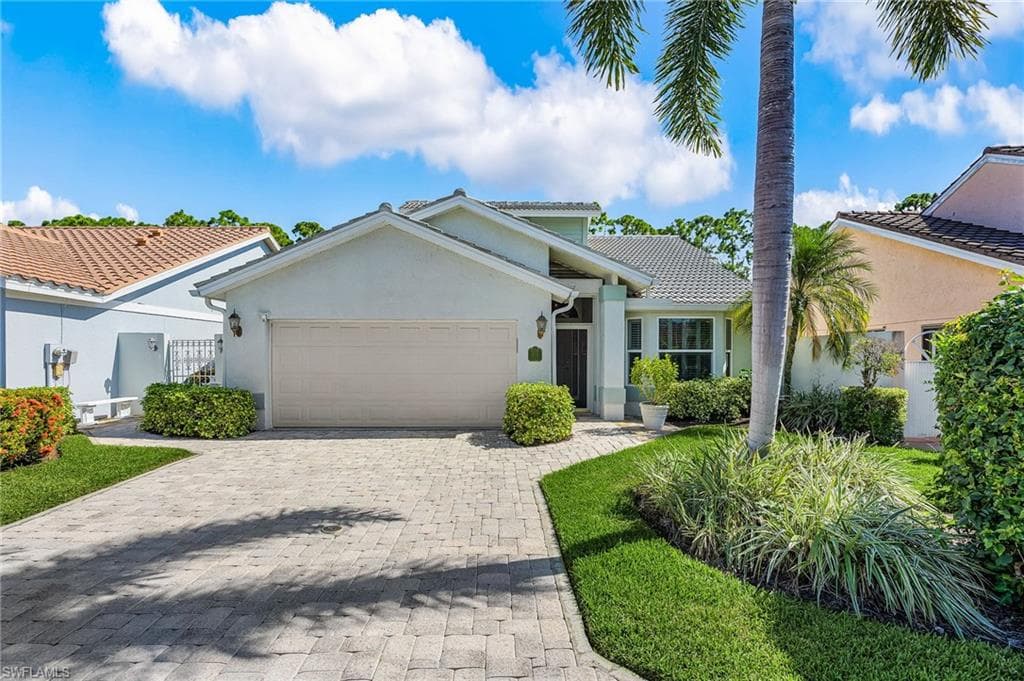 1178 Jardin Dr, Naples, FL 34104-24