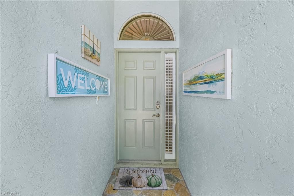 1178 Jardin Dr, Naples, FL 34104-25