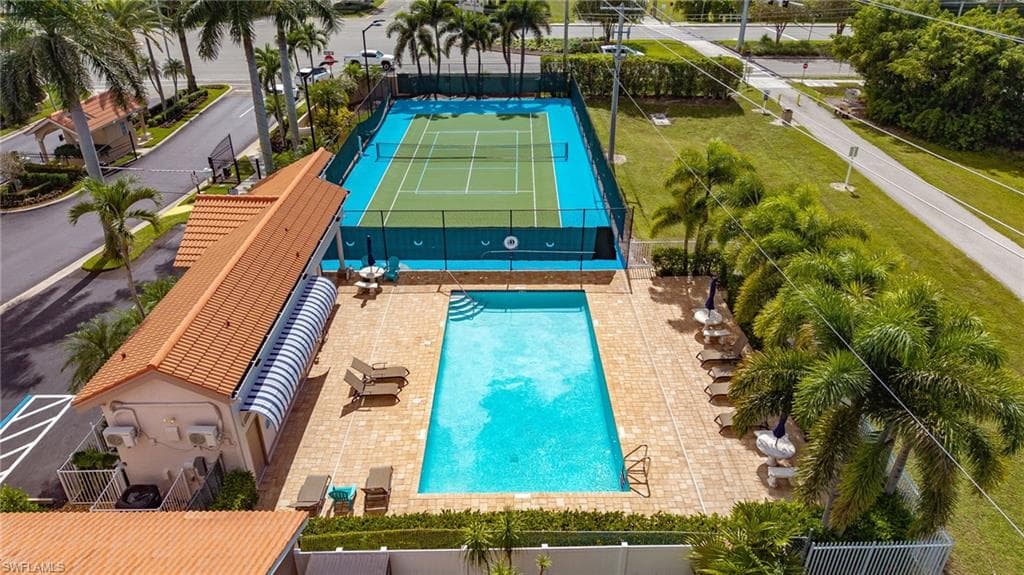 1178 Jardin Dr, Naples, FL 34104-29