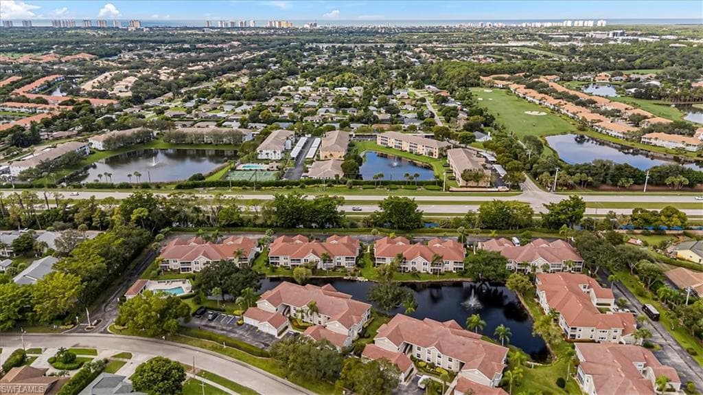 9856 Luna Cir 202a, Naples, FL 34109-20