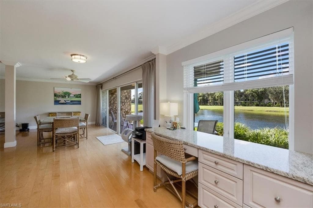 102 Clubhouse Dr 176, Naples, FL 34105-8