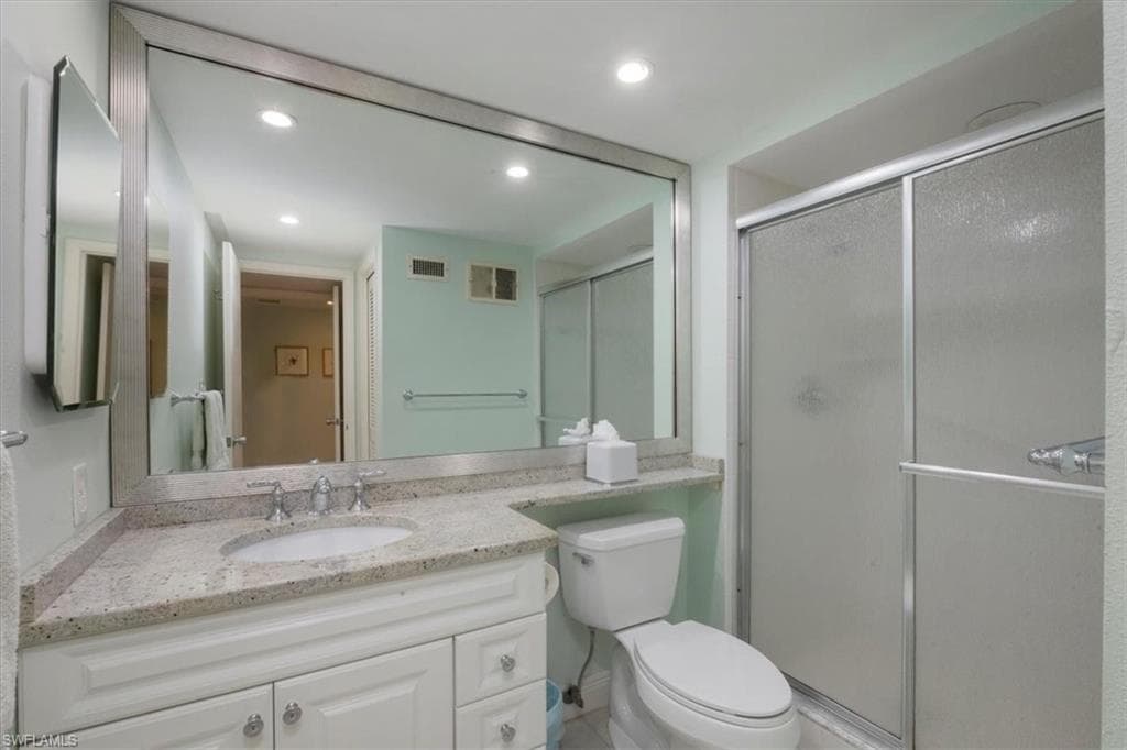 102 Clubhouse Dr 176, Naples, FL 34105-19