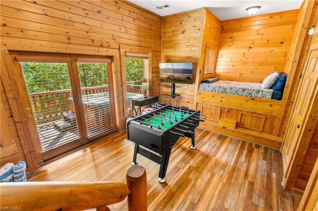 4062 Chamberlain Ln, Out Of Area, TN 37862-20