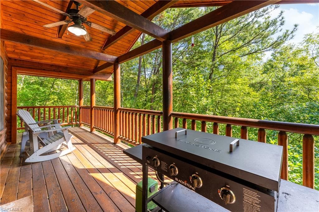 4062 Chamberlain Ln, Out Of Area, TN 37862-5