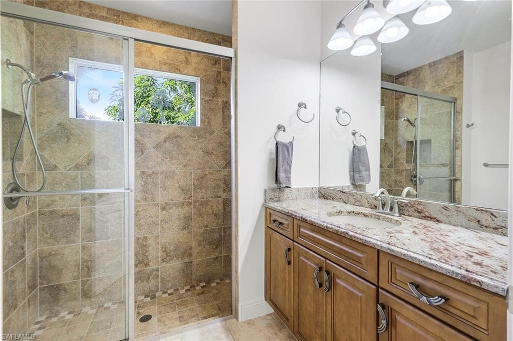 864 Magnolia Ct, Marco Island, FL 34145-26