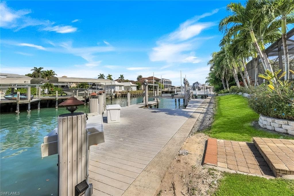 864 Magnolia Ct, Marco Island, FL 34145-37