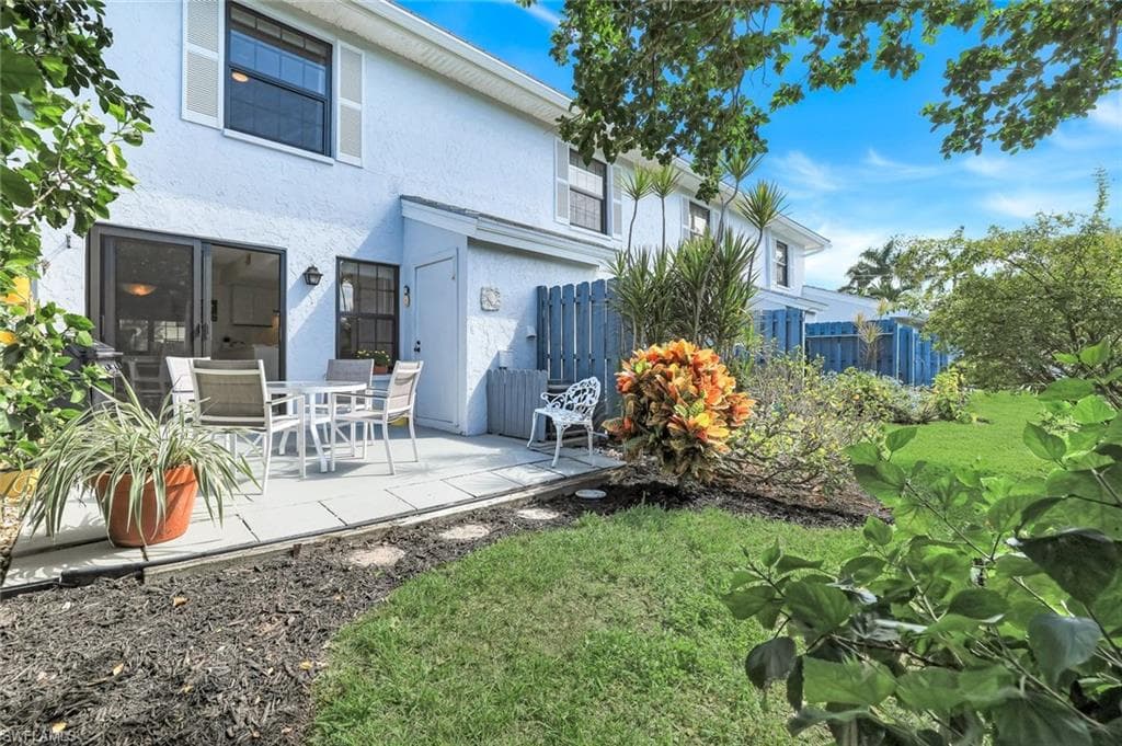 138 Marco Villas Dr V5, Marco Island, FL 34145-15