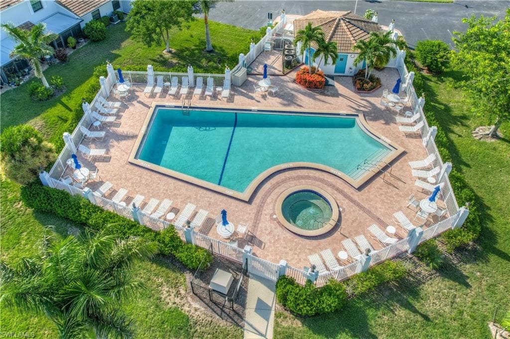 138 Marco Villas Dr V5, Marco Island, FL 34145-16