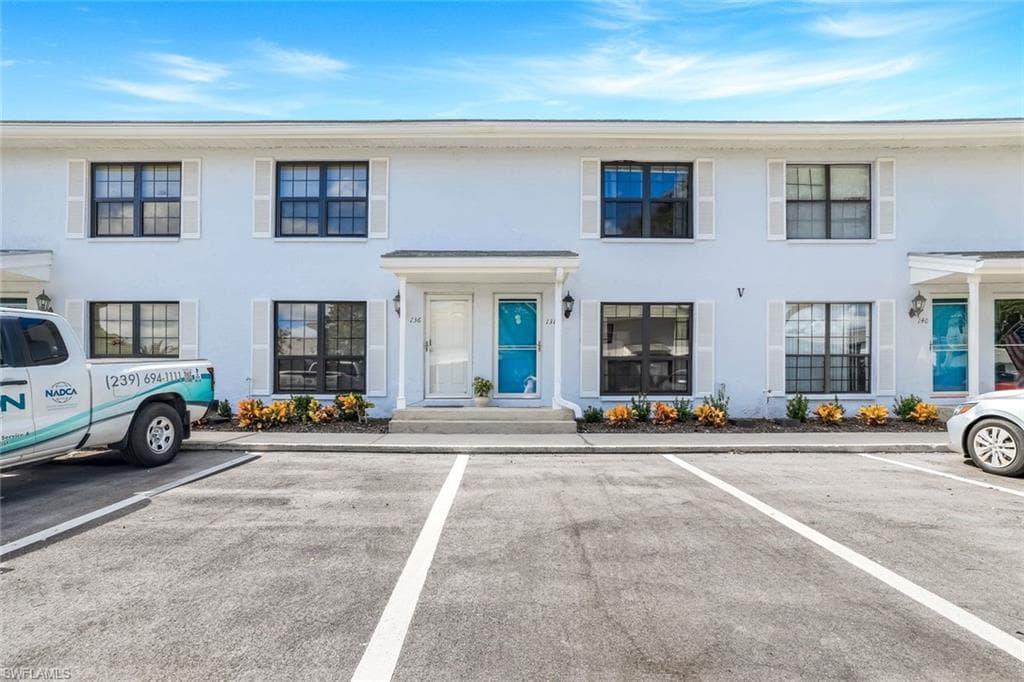 138 Marco Villas Dr V5, Marco Island, FL 34145-17