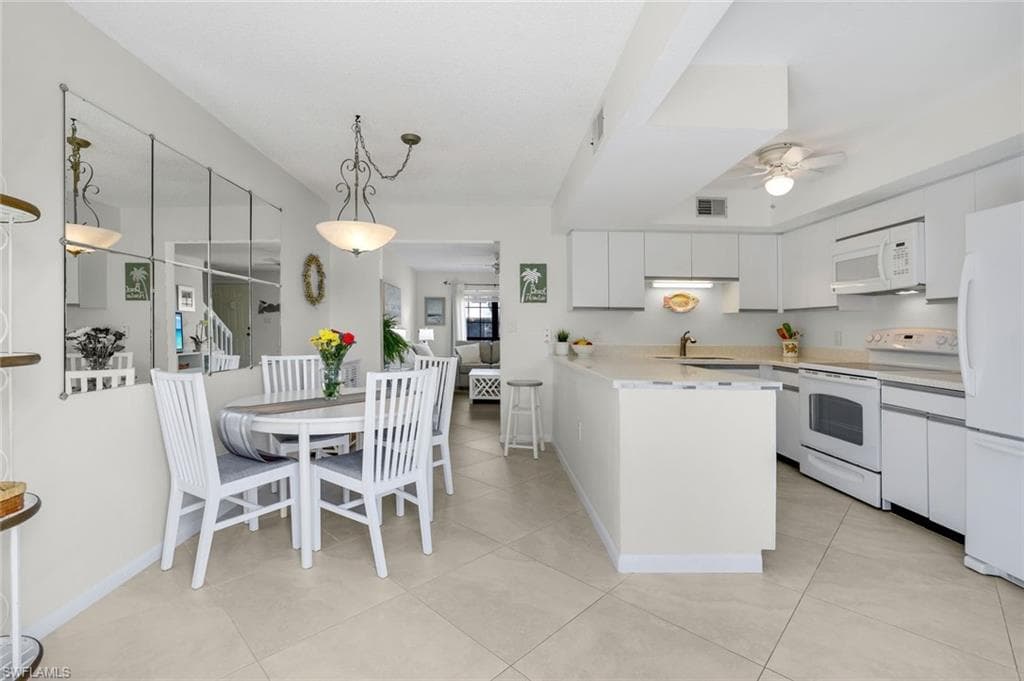 138 Marco Villas Dr V5, Marco Island, FL 34145-4