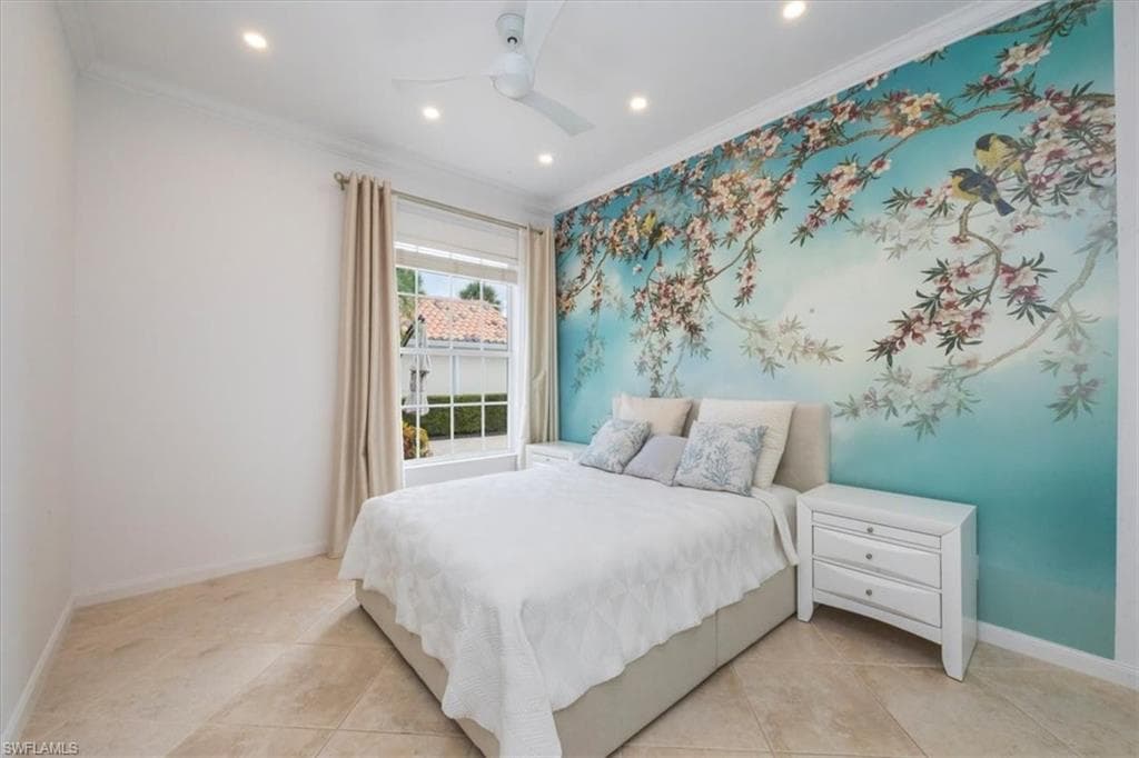 3833 Huelva Ct, Naples, FL 34109-17