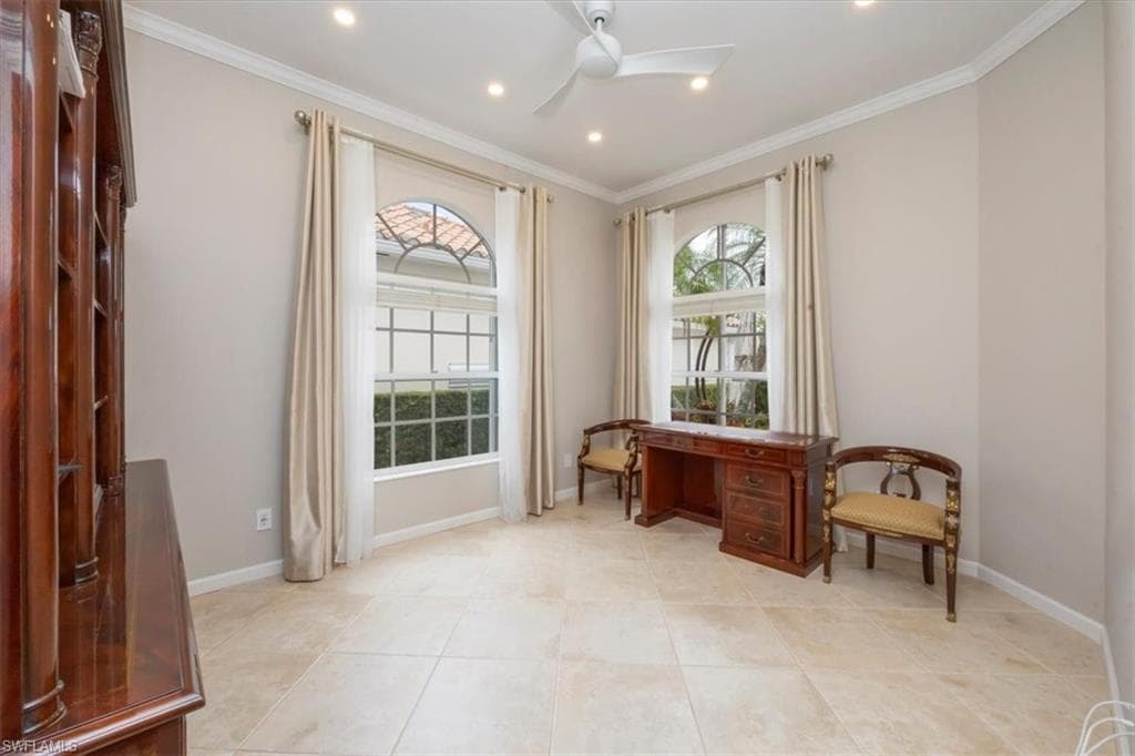 3833 Huelva Ct, Naples, FL 34109-20