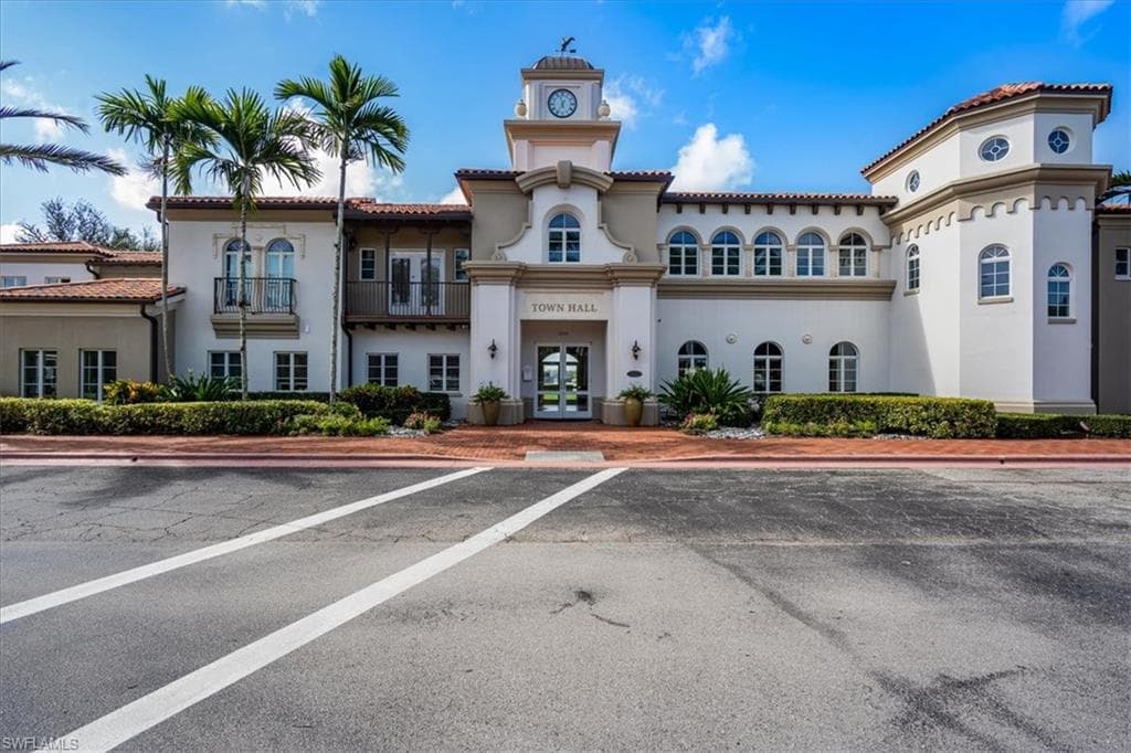 3833 Huelva Ct, Naples, FL 34109-35