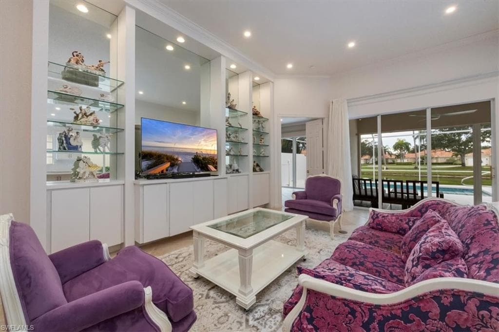 3833 Huelva Ct, Naples, FL 34109-6