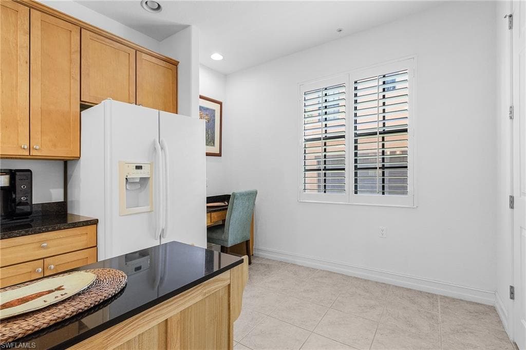 9118 Chula Vista St 12002, Naples, FL 34113-14