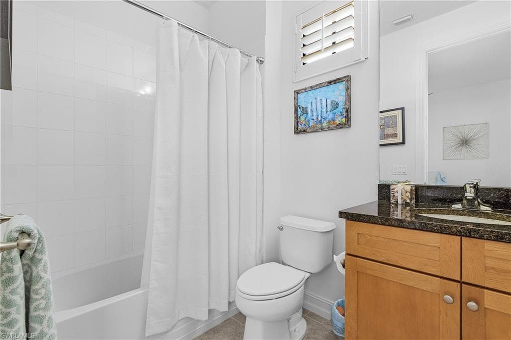 9118 Chula Vista St 12002, Naples, FL 34113-17