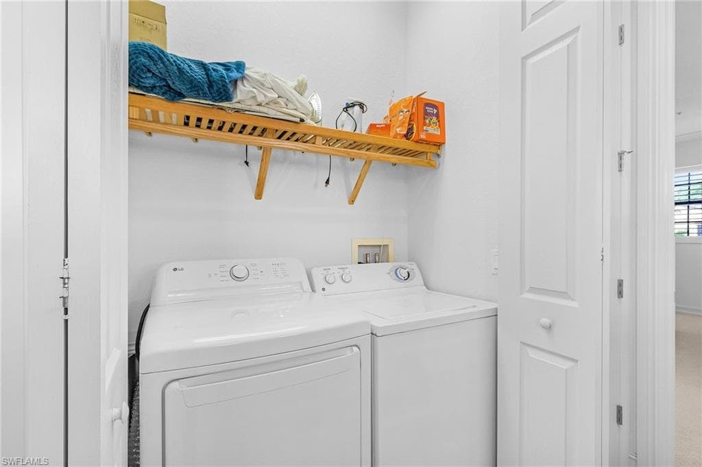 9118 Chula Vista St 12002, Naples, FL 34113-19