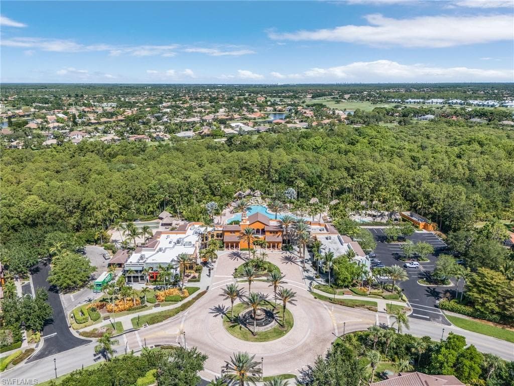 9118 Chula Vista St 12002, Naples, FL 34113-28