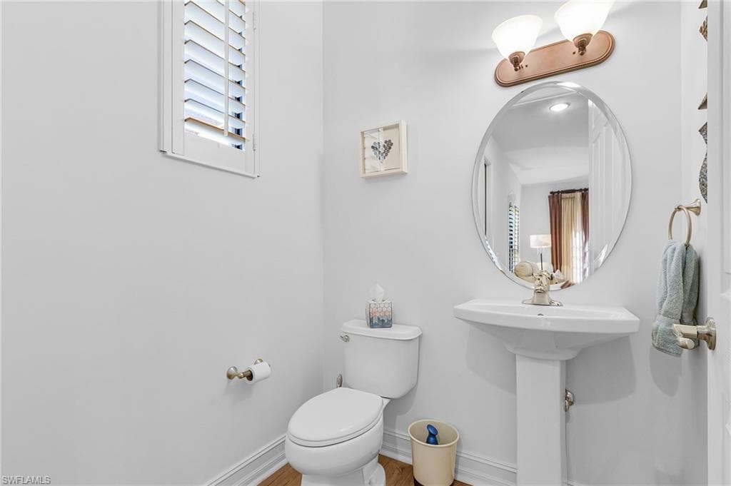 9118 Chula Vista St 12002, Naples, FL 34113-6