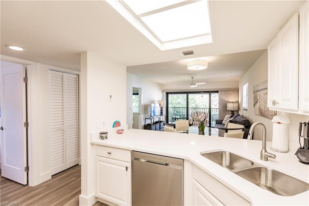 600 Neapolitan Way 228, Naples, FL 34103-12