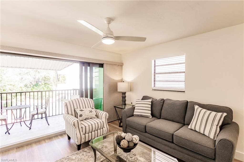 600 Neapolitan Way 228, Naples, FL 34103-4