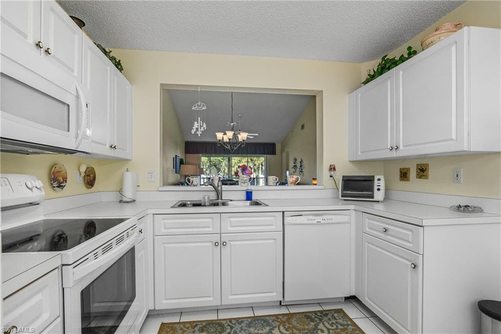 721 Landover Ct 204, Naples, FL 34104-14